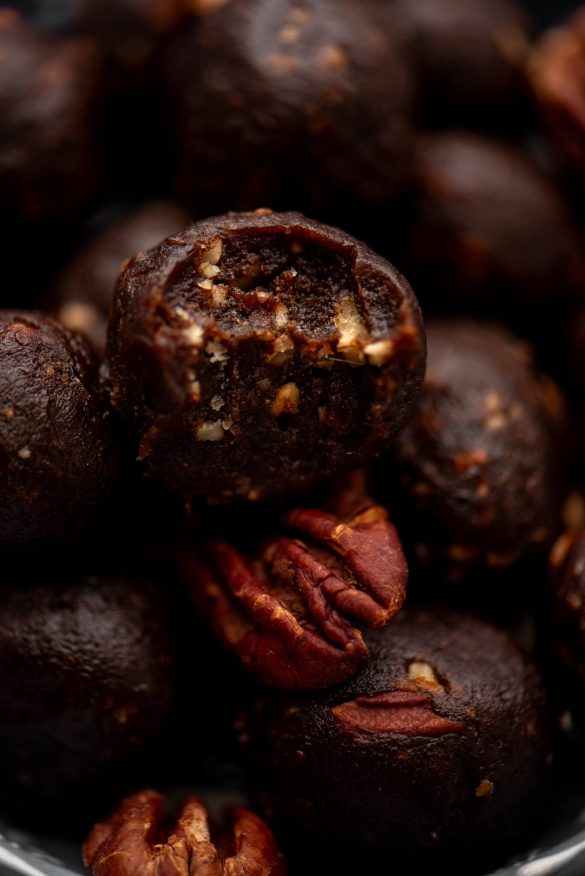 Datuliu energy balls Natalija Kurganove -4